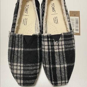 Toms alpargata plaid size 6